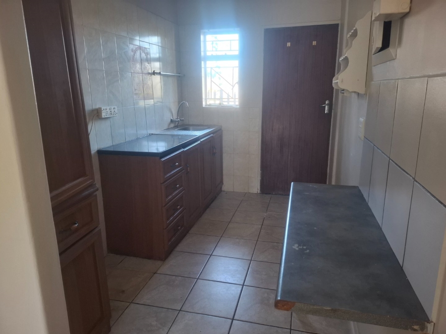 To Let 1 Bedroom Property for Rent in Kroonstad Central Free State